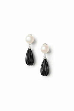 Oval Pearl Colored Earrings