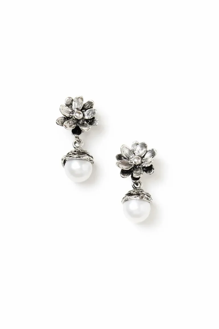Pearl Drop Earrings